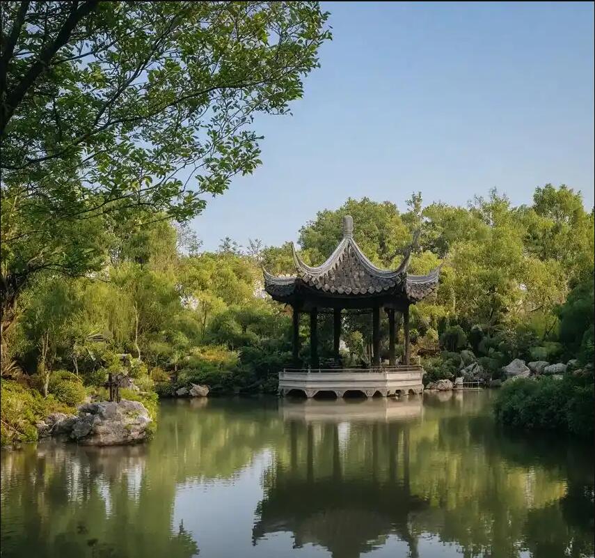 绥芬河小夏餐饮有限公司